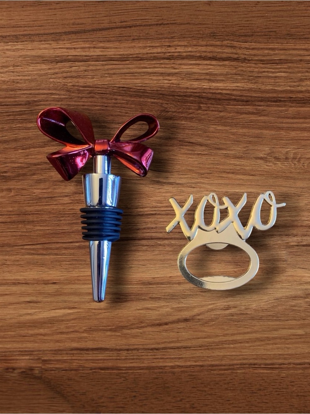 Martha Stewart Red Bow and Kate Aspen XOXO Wine Bottle Stoppers